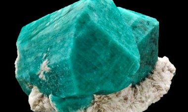 Ngọc Amazon (Amazonite)
