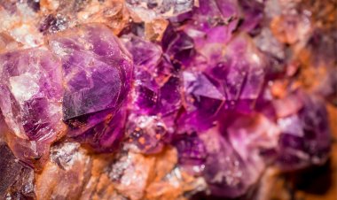 Thạch anh tím (Ametit , Amethyst)