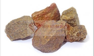 Đá Bronzite (Bronzite Quartz)
