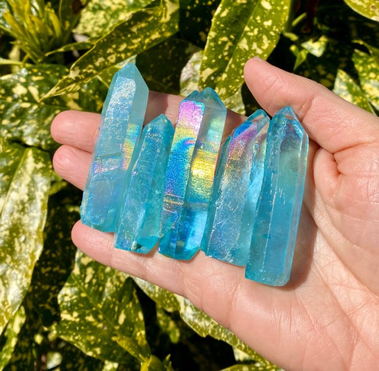 Đá Thạch anh Aqua aura (Aqua aura quartz)