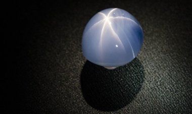 Vụ trộm trang sức quý rúng động thế giới