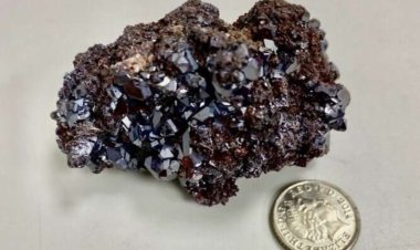 Phát hiện đá quý cổ có thể là 'máy thời gian' vào tương lai