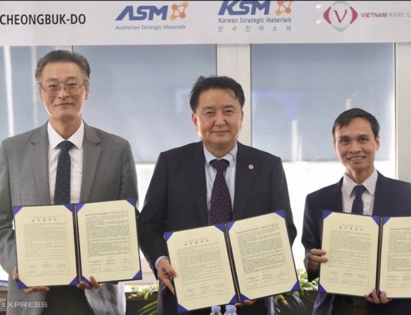 Khai thác đất hiếm Yên Bái xuất khẩu sang Hàn Quốc