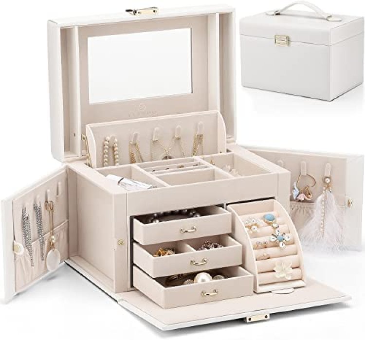 Làm sạch và bảo quản trang sức đúng cách nhất theo hướng dẫn cửa chuyên gia quốc tế