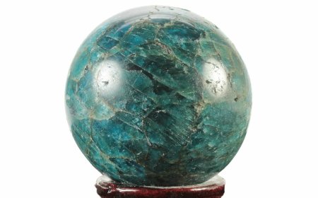 Khám Phá Apatit: Viên Ngọc Nhiều Màu Sắc và Lợi Ích Phong Thủy