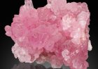 Thạch Anh Hồng (Rose Quartz): Tất Cả Những Điều Bạn Cần Biết