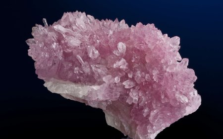 Thạch Anh Hồng: Vẻ Đẹp, Ý Nghĩa và Lợi Ích Sức Khỏe