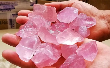 Thạch Anh Hồng: Vẻ Đẹp, Ý Nghĩa và Ứng Dụng Thực Tế