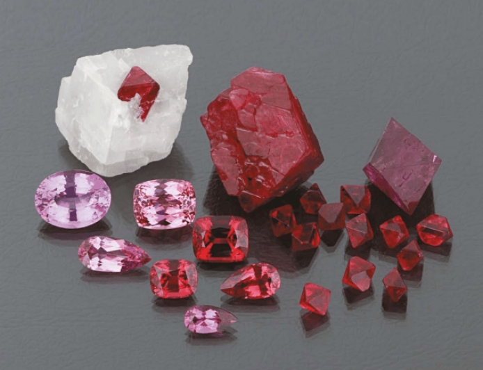 Địa Điểm Khai Thác Đá Quý Nổi Tiếng Ở Việt Nam