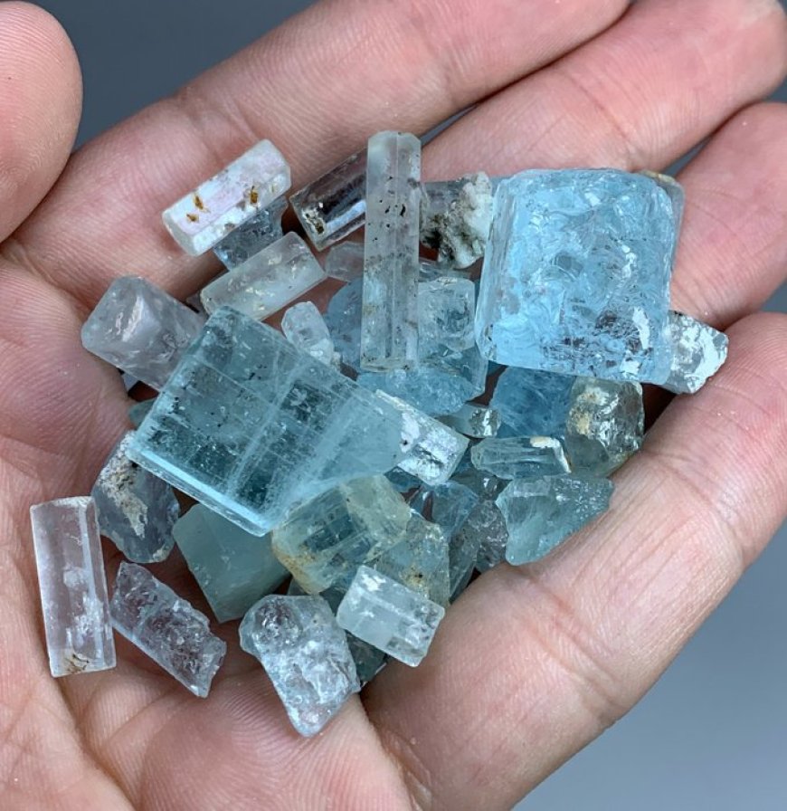 2. Công Dụng Chữa Bệnh Của Đá Aquamarine Theo Phong Thủy