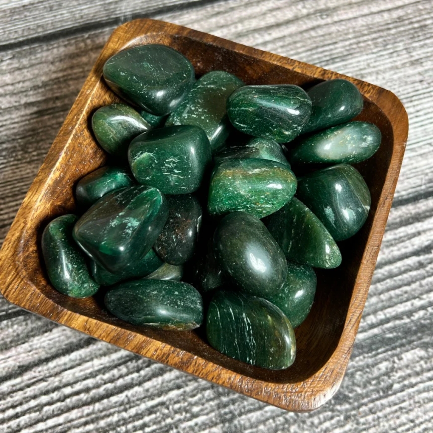 1. Làm Sạch Đá Thạch Anh Xanh