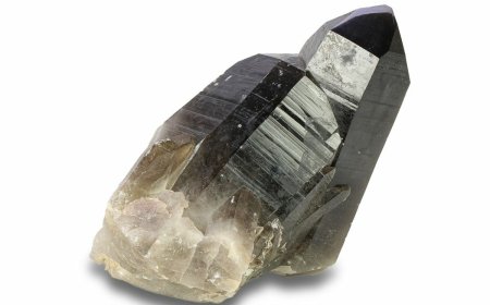 Đá Thạch Anh Khói: Tính Chất, Nguồn Gốc và Ứng Dụng