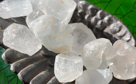 Đá Topaz: Đặc Điểm, Ứng Dụng và Ý Nghĩa